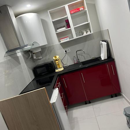 Appartement Calme Dans Villa Individuelle Bagnols-sur-Cèze Exterior foto